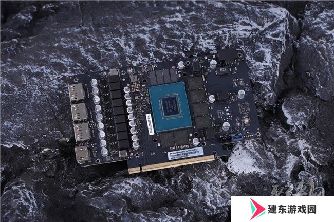 速速拿下这款新卡，影驰RTX 5070 FIRE评测