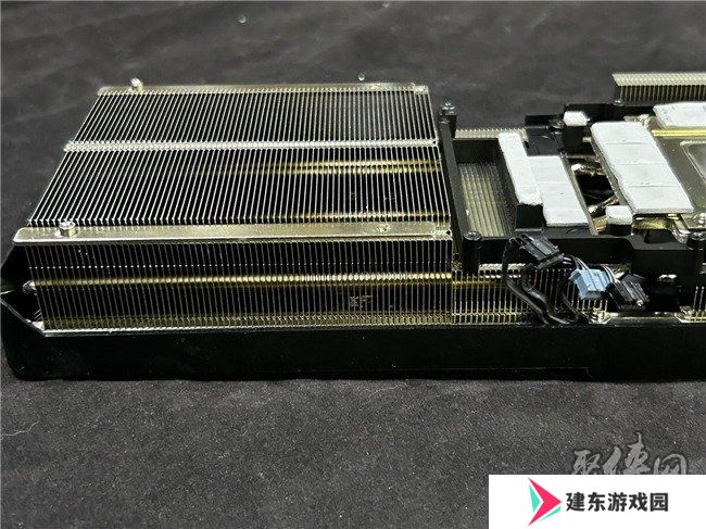 DLSS 4用实力告诉你！耕升 GeForce RTX 5070 Ti 追风不再是4K入门选择