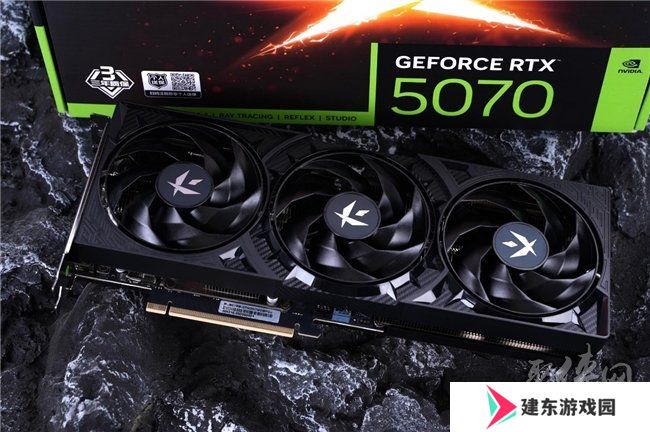 速速拿下这款新卡，影驰RTX 5070 FIRE评测