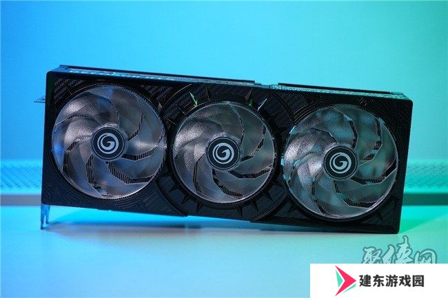 更快更强更AI，影驰GeForce RTX 5090 D 大将评测