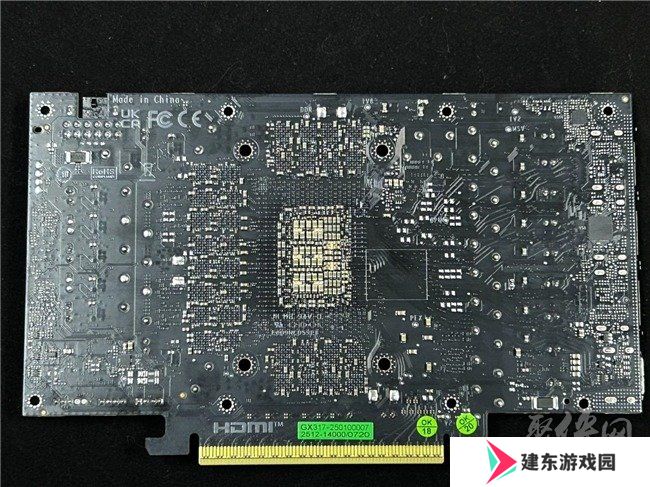 技嘉 GeForce RTX™ 50 系列显示卡正式上市，散热方案全面升级释放强劲性能