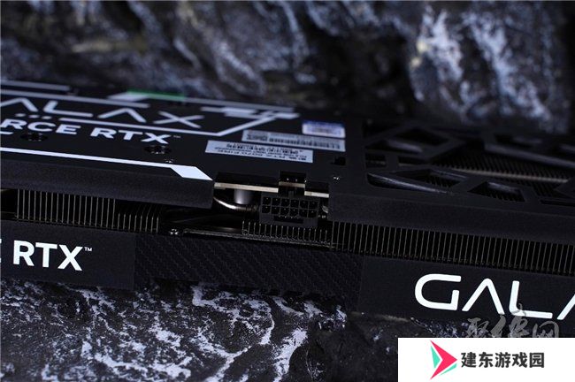 速速拿下这款新卡，影驰RTX 5070 FIRE评测