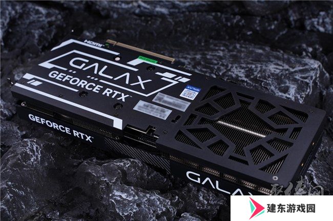 速速拿下这款新卡，影驰RTX 5070 FIRE评测