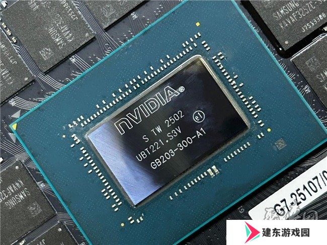 技嘉 GeForce RTX™ 50 系列显示卡正式上市，散热方案全面升级释放强劲性能