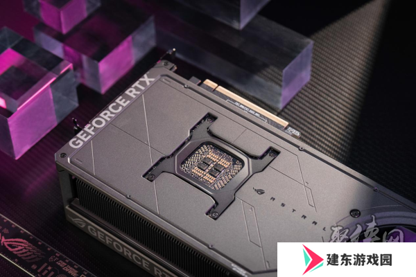 新晋卡皇 ROG ASTRAL RTX5090D夜神显卡登场！