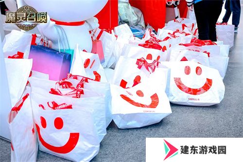 《魔灵召唤》2025长沙站**落幕，召唤师齐聚共燃竞技热情