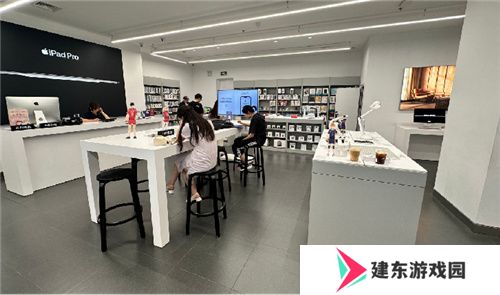 把*场对决做成新版本，和万达、苹果开启全国联动!排球少年手游更新玩得很大!