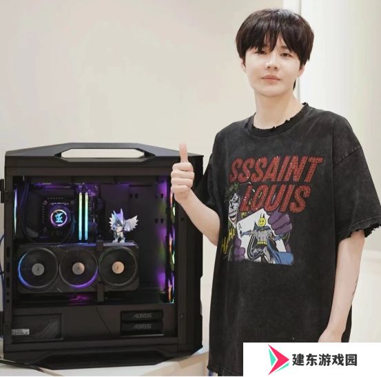 技嘉AORUS硬核跨界，联动各界大咖打造电竞新生态