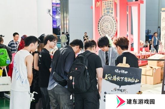 共赴国潮花车之约！恺英网络多元IP点亮第二十一届中国国际动漫节