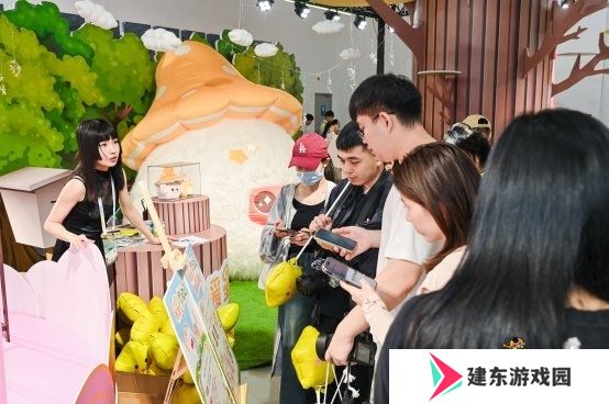 共赴国潮花车之约！恺英网络多元IP点亮第二十一届中国国际动漫节