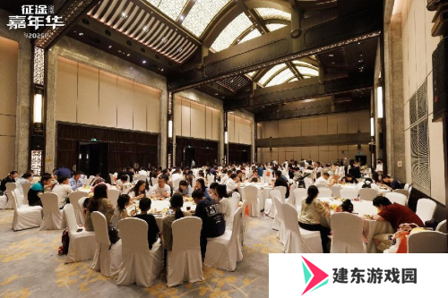2025征途嘉年华线下盛典**落幕 黄金城开 诸侯欢聚！