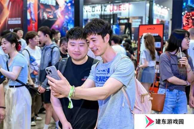 SNK北京核聚变收官 Mok获赛段冠军直通EWC
